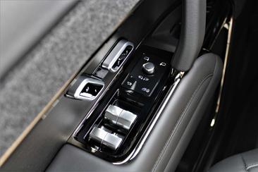 Land Rover Range Rover Sport P460e — photo 38