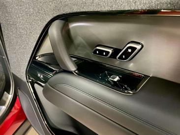 Land Rover Range Rover Sport D300 — photo 23
