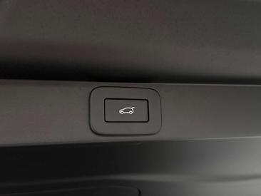 Land Rover Range Rover D300 — photo 13