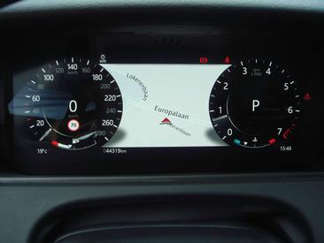 Land Rover Range Rover Velar SE R-DYNAMIC P250 — photo 11