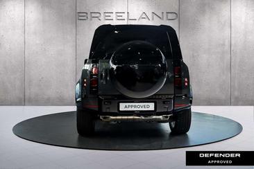 Land Rover Defender 110 X-Dynamic HSE P300e — photo 7