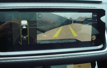Land Rover Range Rover Velar SE R-DYNAMIC P250 — photo 12