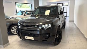 Land Rover Defender 90 D200 MHEV — photo 28