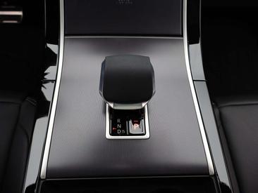 Land Rover Range Rover Velar Belgravia Edition Satin PHEV 2.0 P400e AWD — photo 9