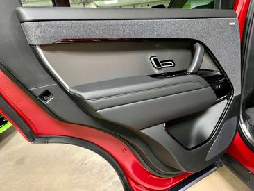 Land Rover Range Rover Sport D300 — photo 27