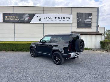 Land Rover Defender 90 SE 3.0 D MHEV D200 — photo 4