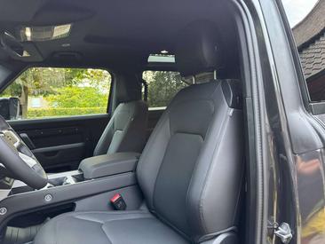 Land Rover Defender 90 3.0D LICHTE VRACHT — photo 13