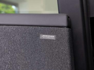 Land Rover Range Rover Sport 3.0 P550e Autobiography PHEV — photo 13