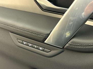 Land Rover Discovery Sport Landmark Edition — photo 11