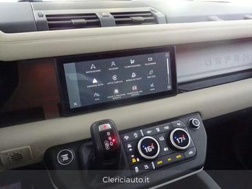Land Rover Defender 110 SE 3.0D I6 200 CV AWD Auto — photo 12