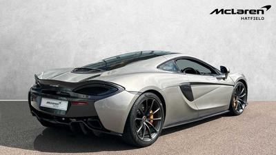McLaren 570GT