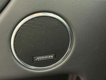 Land Rover Discovery Sport Landmark Edition — photo 12