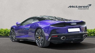 McLaren GT