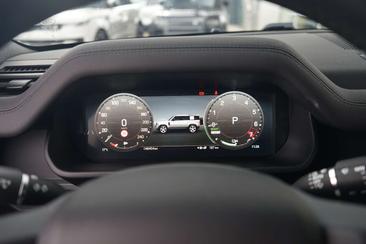 Land Rover Defender 110 X-Dynamic SE 2.0 P300e — photo 18