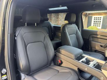 Land Rover Defender 90 3.0D WINTERPACK/TREKHAAK/DRIVERASSIST — photo 17