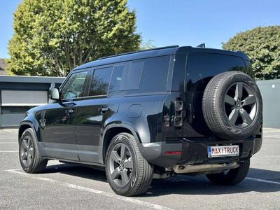Land Rover Defender 110 P330e HYBRID