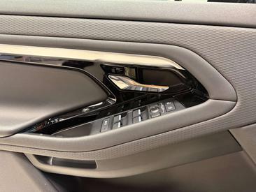 Land Rover Range Rover Evoque 1.5 I3 PHEV R-Dynamic S AWD Auto — photo 16