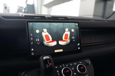 Land Rover Defender 110 X-Dynamic SE 2.0 P300e — photo 21