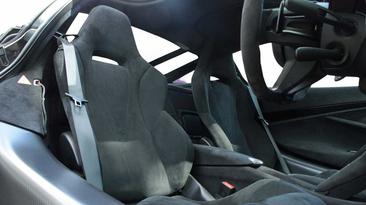 McLaren 750S — photo 8