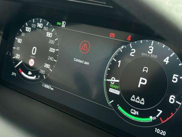 Land Rover Discovery Sport Landmark Edition — photo 17