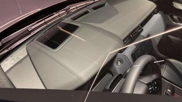 Land Rover Range Rover Velar P400e Belgravia AWD Auto. 26.75MY — photo 9
