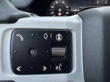 Land Rover Defender 90 3.0D LICHTE VRACHT — photo 21