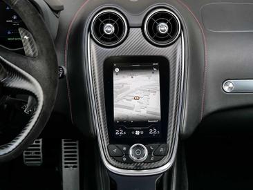 McLaren GT — photo 12