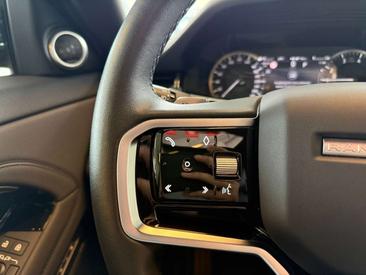 Land Rover Range Rover Evoque P300e R-Dynamic S — photo 12