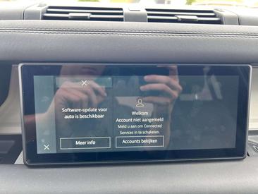 Land Rover Defender 90 SE 3.0 D MHEV D200 — photo 17