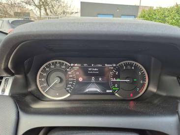 Land Rover Discovery Sport R-Dynamic S PHEV 4WD P300e — photo 25