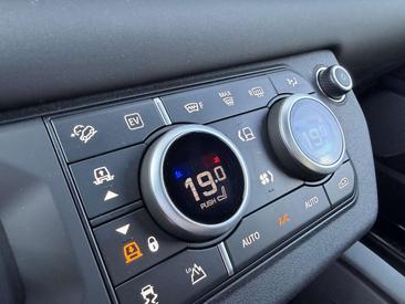 Land Rover Defender 110 P400e X-Dynamic SE AWD Auto. MY24 Gris — photo 13