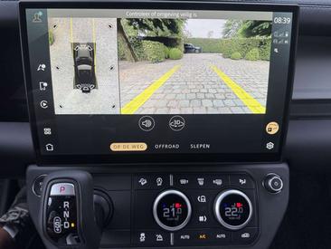 Land Rover Defender 90 3.0D WINTERPACK/TREKHAAK/DRIVERASSIST — photo 23