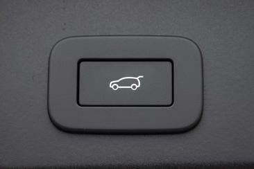 Land Rover Range Rover Evoque P269e — photo 30