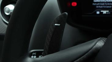 McLaren GT — photo 18