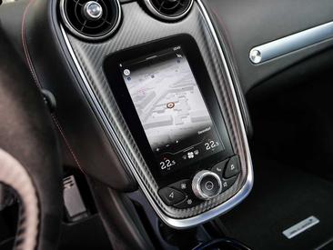 McLaren GT — photo 21