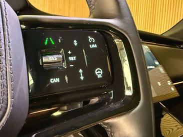 Land Rover Range Rover Sport HSE Dynamic P460e — photo 16