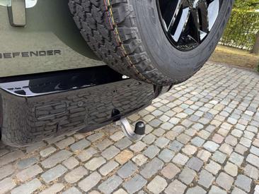 Land Rover Defender 90 3.0 D LICHTE VRACHT — photo 28