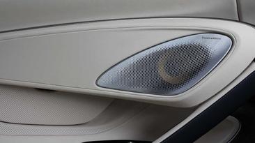 McLaren GT — photo 22