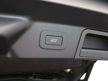 Land Rover Range Rover Velar Belgravia Edition Satin PHEV 2.0 P400e AWD — photo 33
