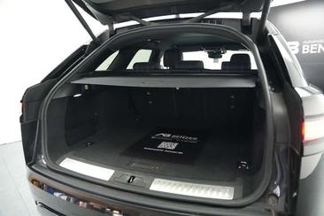 Land Rover Range Rover Velar R-Dynamic SE — photo 27