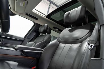 Land Rover Range Rover D350 Autobiography 7pl Massage MeridianSignature Pano Noir — photo 26