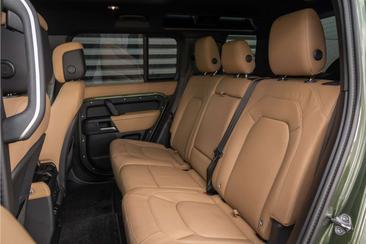 Land Rover Defender 110 X-Dynamic HSE Pano 22 Inch Trekh Vert 2.0 P300e — photo 19