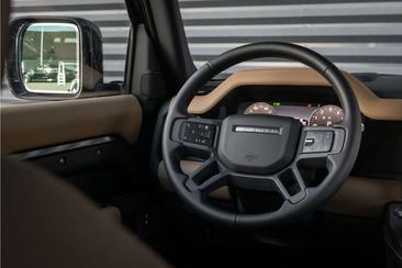 Land Rover Defender 110 2.0 P300e X-Dynamic HSE Pano Head Up Trekh Gris — photo 30