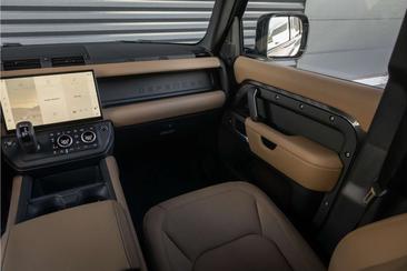 Land Rover Defender 110 2.0 P300e X-Dynamic HSE Pano Head Up Trekh Gris — photo 31