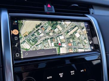 Land Rover Discovery Sport R-Dynamic SE P200 — photo 34