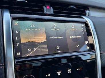 Land Rover Discovery Sport R-Dynamic SE P200 — photo 36