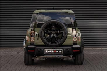 Land Rover Defender 110 X-Dynamic HSE Pano 22 Inch Trekh Vert 2.0 P300e — photo 32