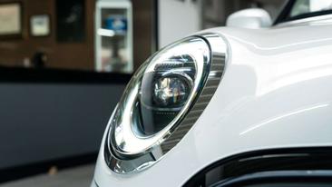 Mini 3 Portes Berline Cooper SE — photo 13