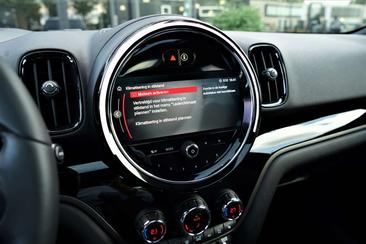 Mini Countryman Cooper SE ALL4 — photo 17