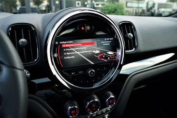 Mini Countryman Cooper SE ALL4 — photo 19